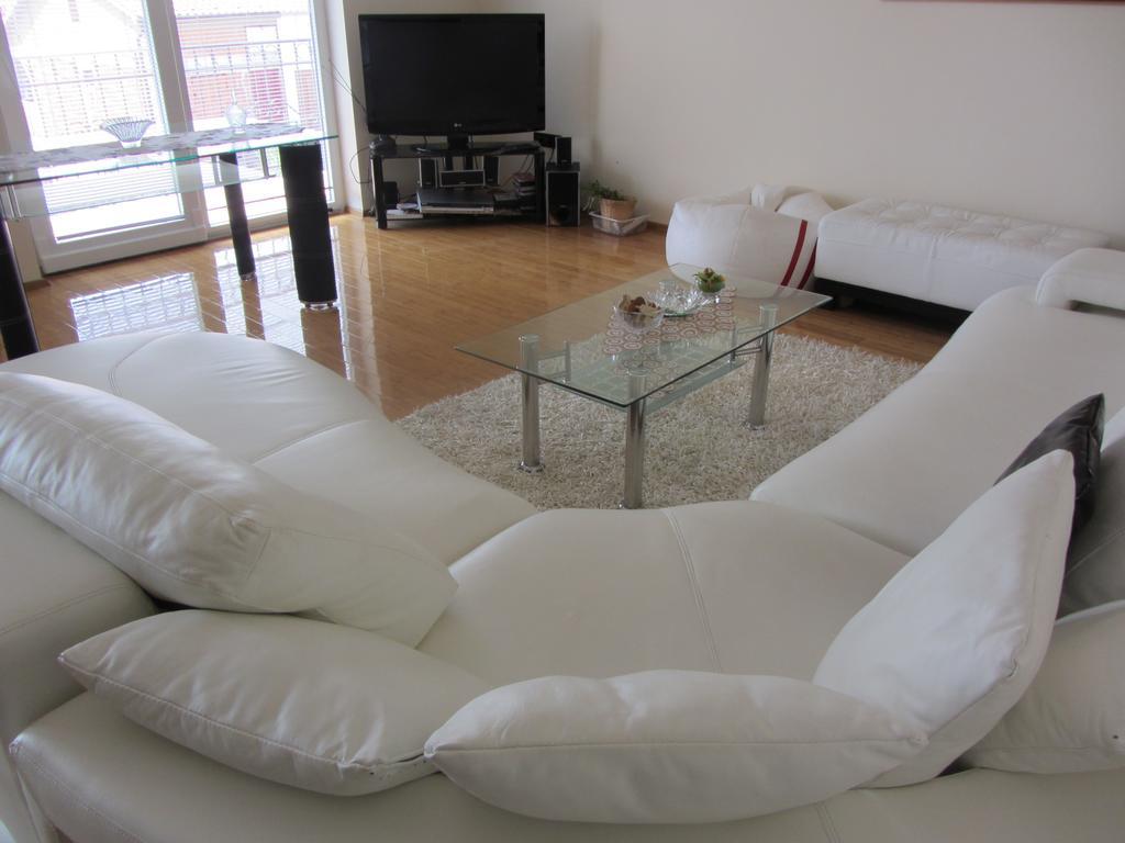 Apartments Dilja マリンスカ 部屋 写真
